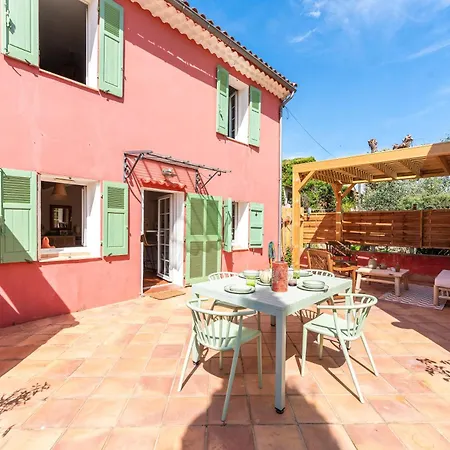 Maison Les Borrels Terrasse Vue Panoramique Macif Des Maures